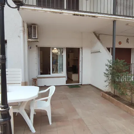 Con Terraza A Metros De La Playa Y Zona Comercial, Ideal Familiar - Costa Brava - Es-209-68 アパート *